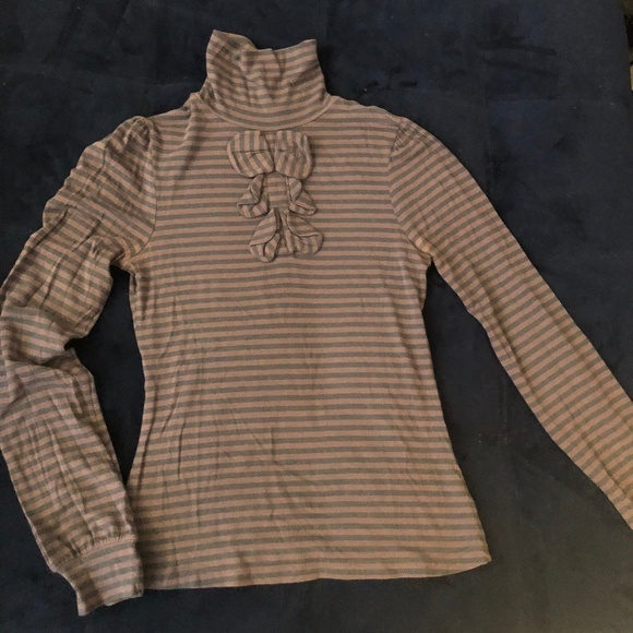 Anthropologie Little Yellow Button Turtle Neck - Picture 1 of 1